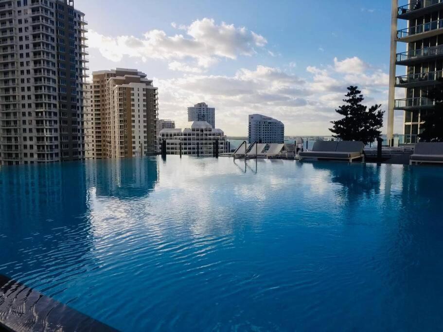 Апартаменти Iconbrickell Маямі Екстер'єр фото
