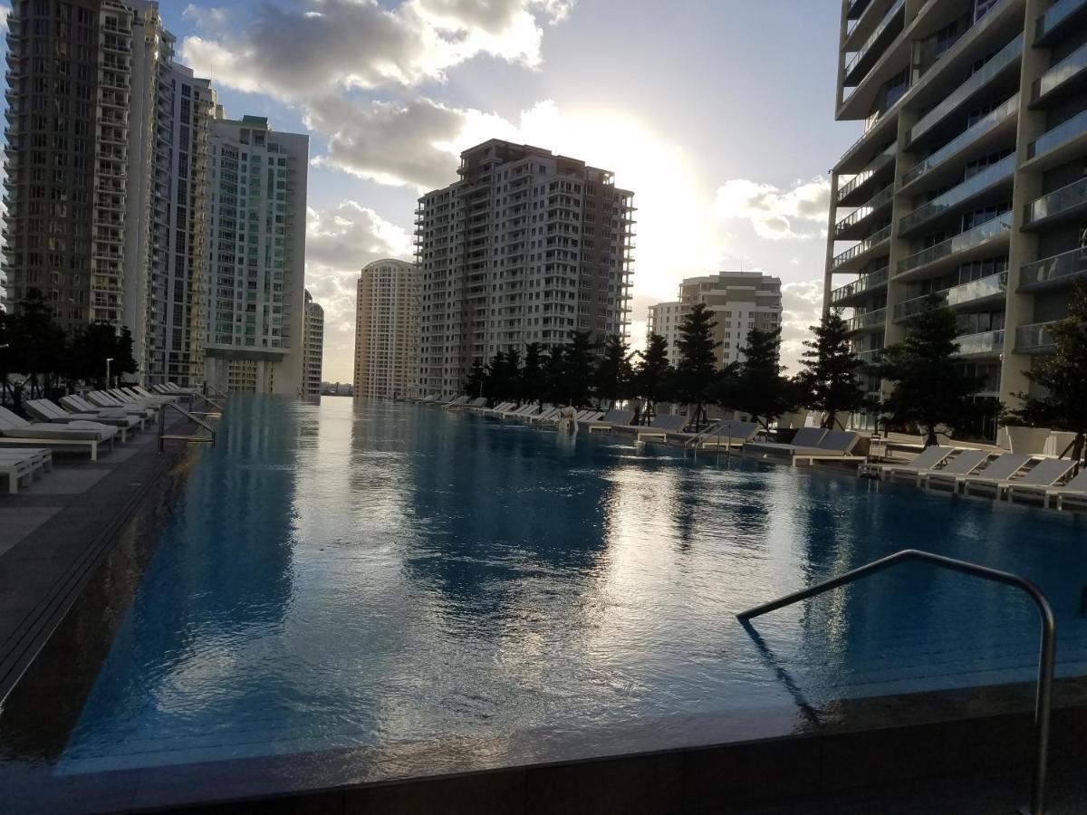 Апартаменти Iconbrickell Маямі Екстер'єр фото